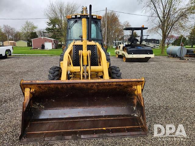 Image of John Deere 410E equipment image 4