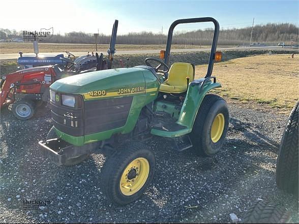 Image of John Deere 4200 equipment image 3