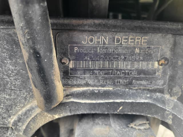 Image of John Deere 4200 equipment image 4