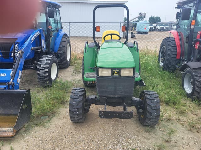 Image of John Deere 4200 equipment image 2