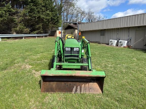 Image of John Deere 4200 equipment image 4