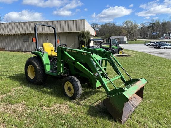 Image of John Deere 4200 equipment image 3