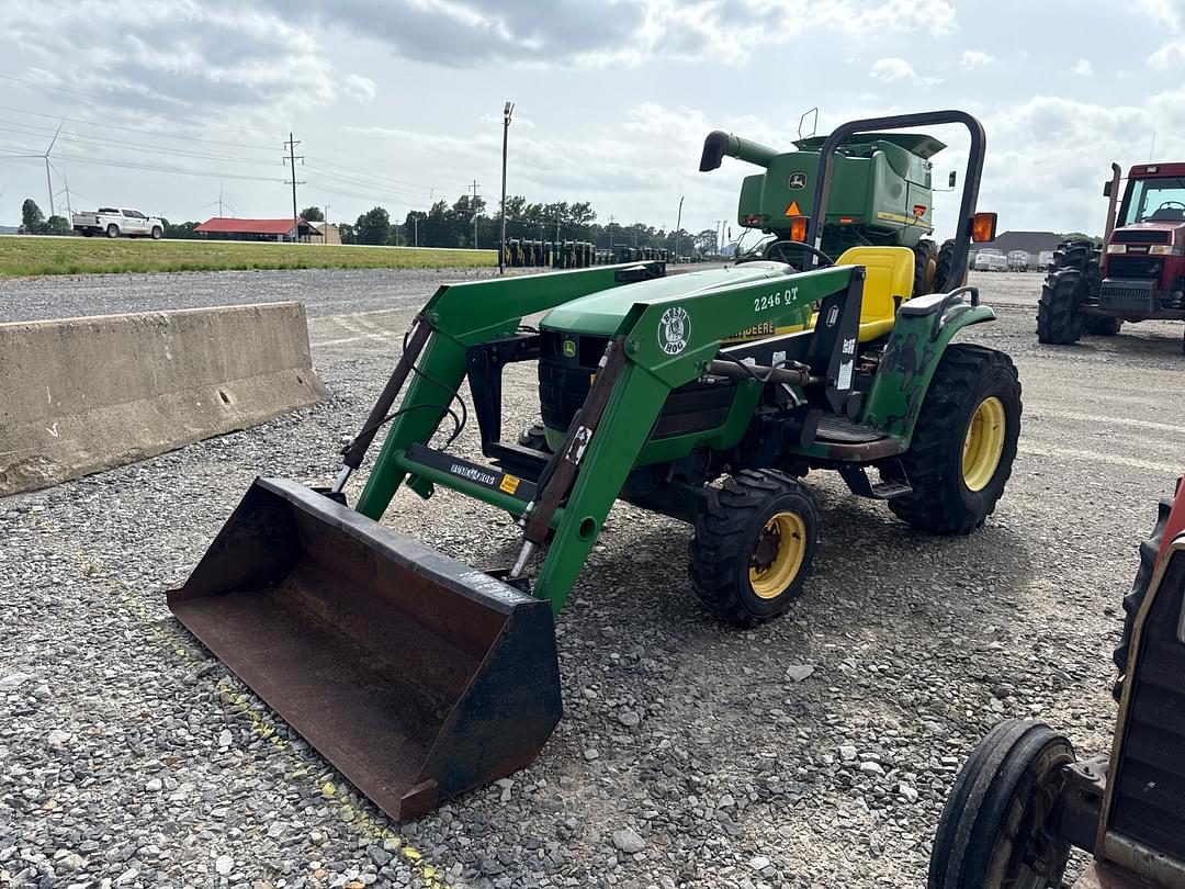 Image of John Deere 4200 Primary image