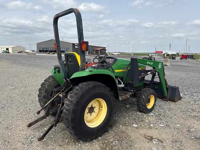 Image of John Deere 4200 equipment image 2