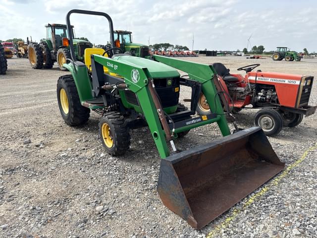 Image of John Deere 4200 equipment image 1