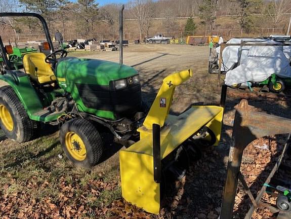 Image of John Deere 4200 equipment image 2