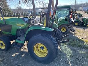 Main image John Deere 4200 4