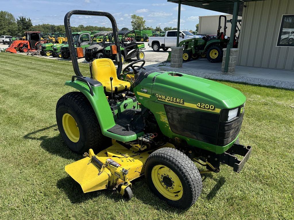 Image of John Deere 4200 Primary image