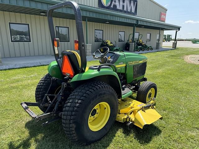 Image of John Deere 4200 equipment image 2