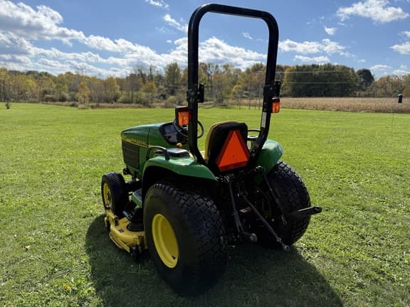 Image of John Deere 4200 equipment image 2