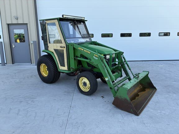 Image of John Deere 4200 Primary image