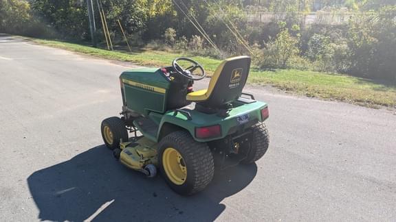 Image of John Deere 425 equipment image 4