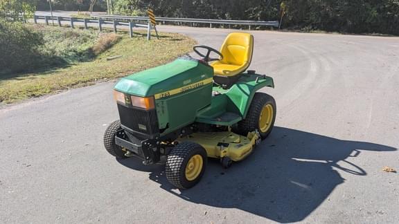 Image of John Deere 425 equipment image 2