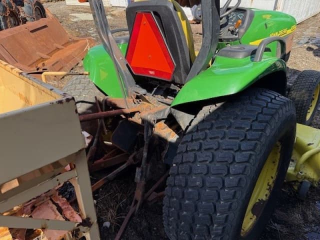 Image of John Deere 4300 equipment image 3