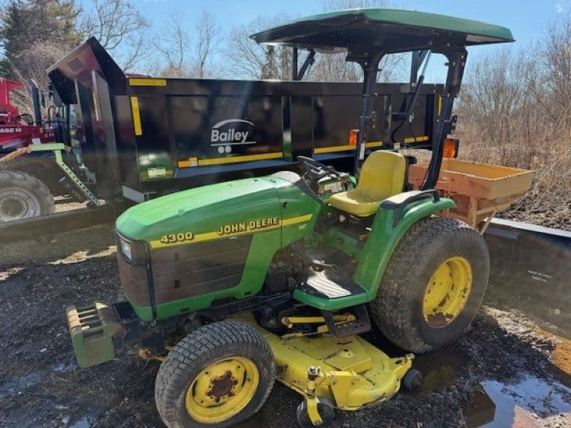 Image of John Deere 4300 Primary image