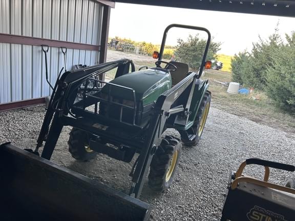 Image of John Deere 4300 equipment image 1