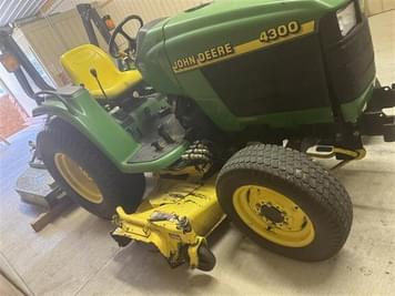 Main image John Deere 4300
