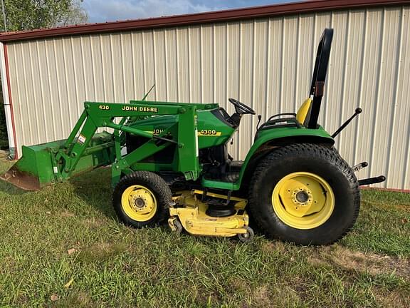 Image of John Deere 4300 equipment image 4