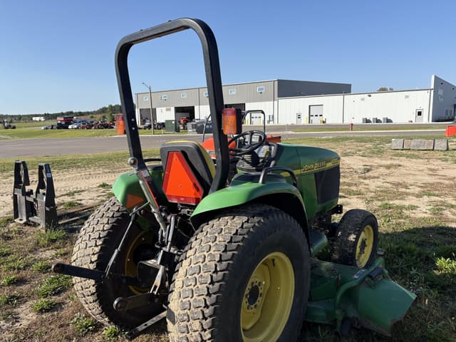 Image of John Deere 4300 equipment image 3