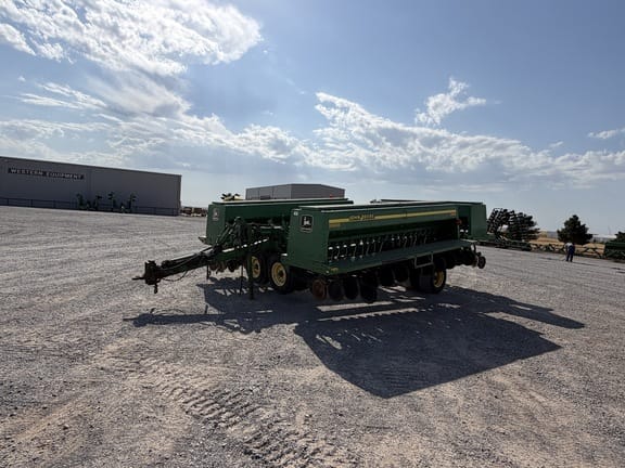 1999 John Deere 455 Equipment Image0