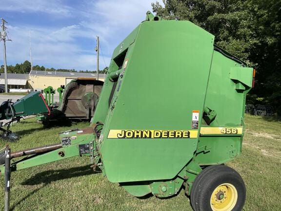 1999 John Deere 456 Equipment Image0