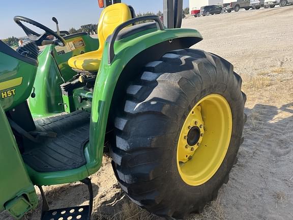 Image of John Deere 4600 equipment image 2