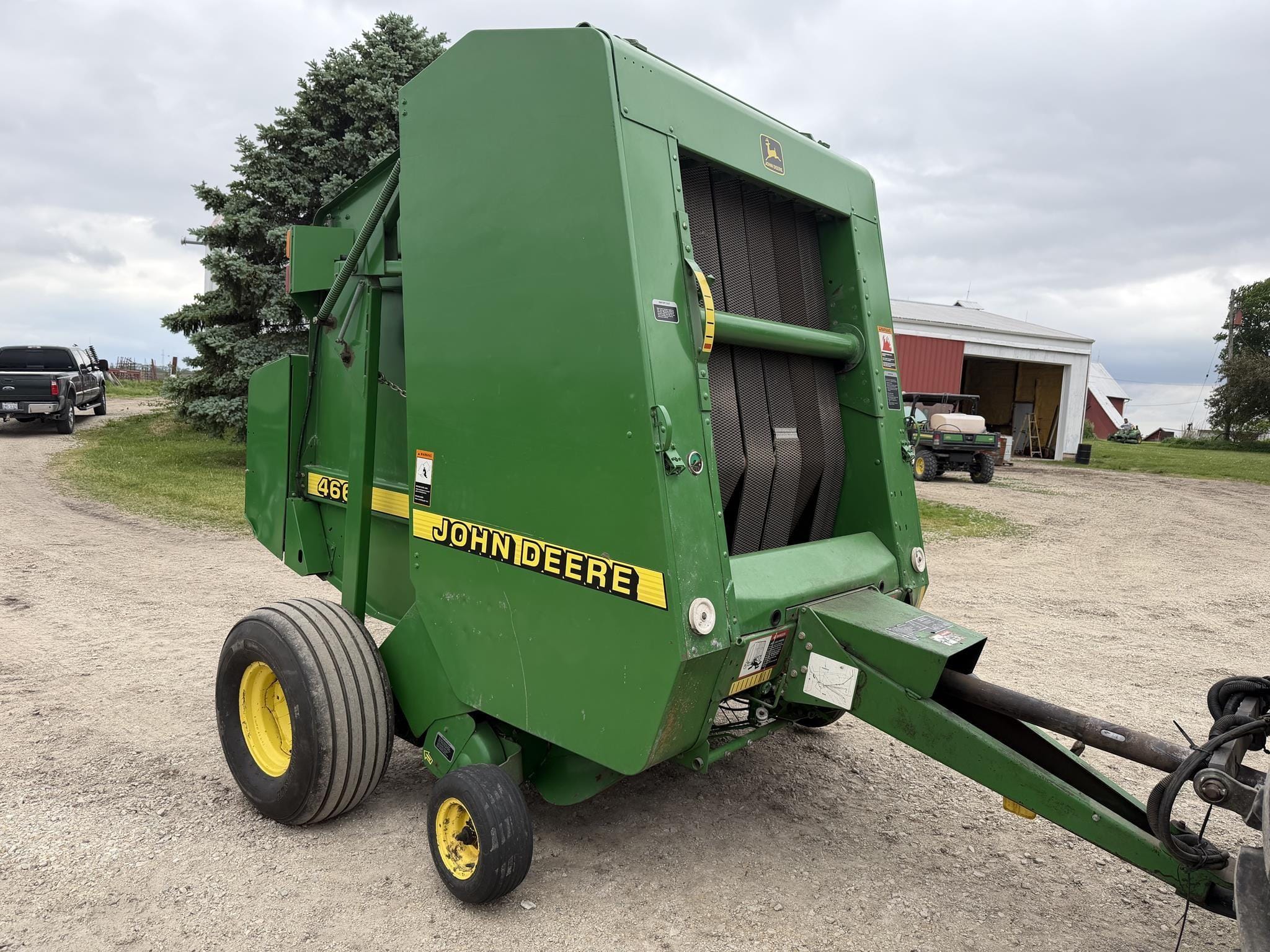 1999 John Deere 466 Equipment Image0