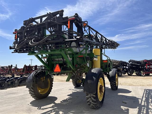 Image of John Deere 4700 equipment image 3