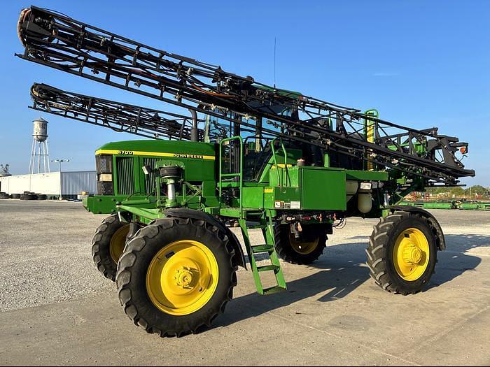 Image of John Deere 4700 Primary image