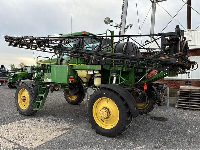 Image of John Deere 4700 equipment image 1