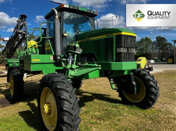 Main image John Deere 4700