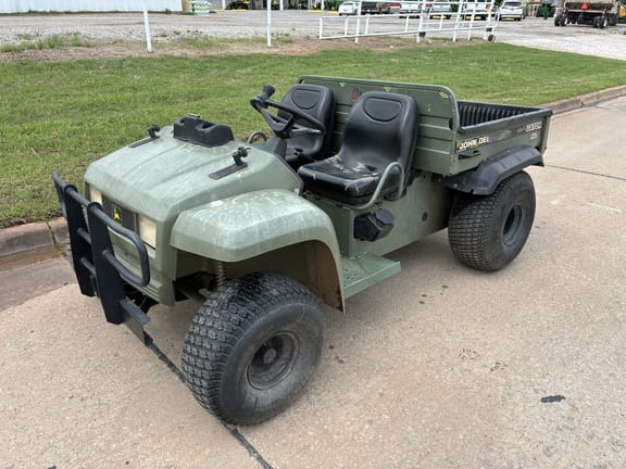 1999 John Deere Gator 4X2 Equipment Image0
