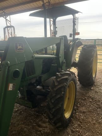 Image of John Deere 5210 equipment image 1