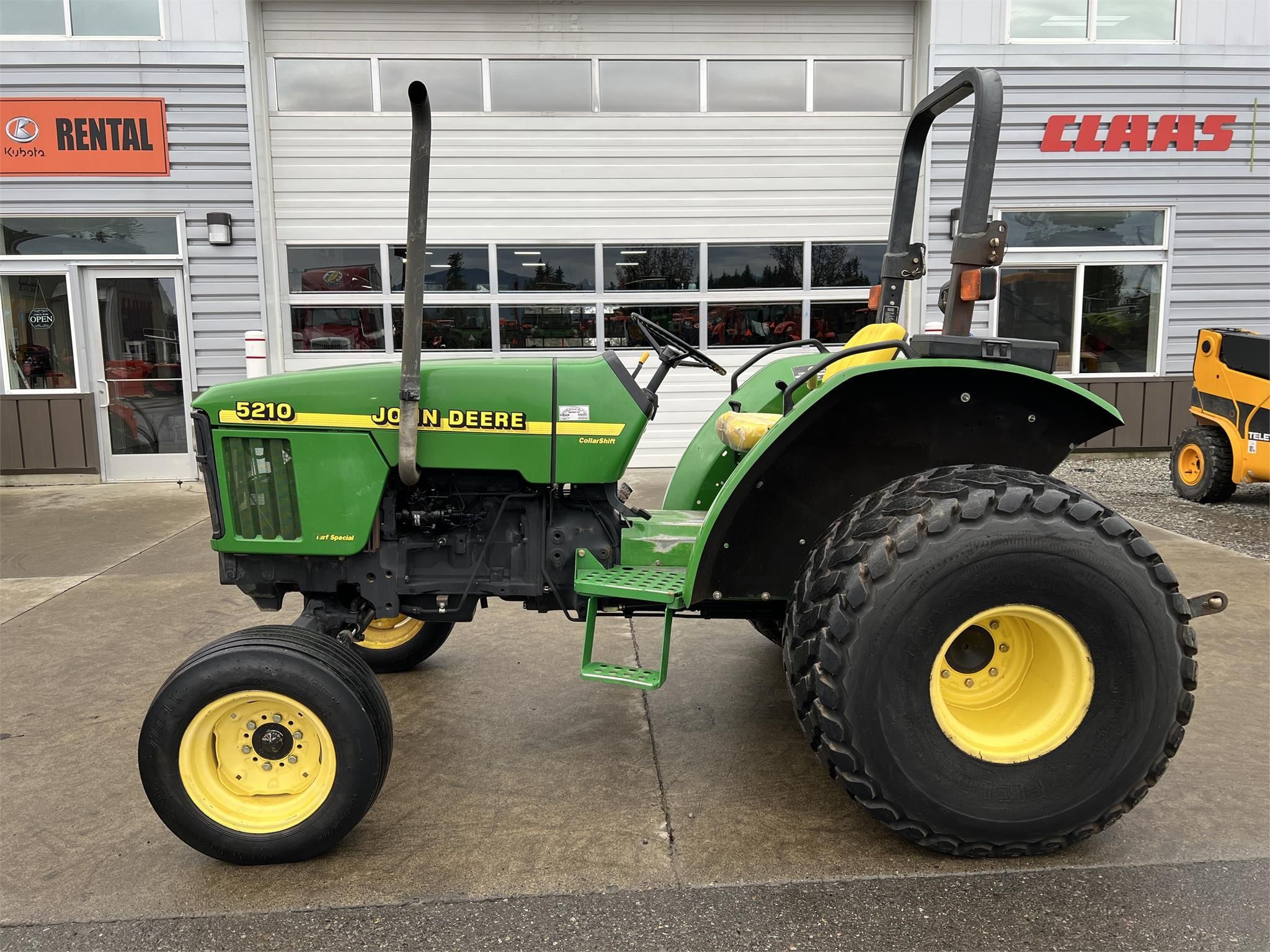 Main image John Deere 5210