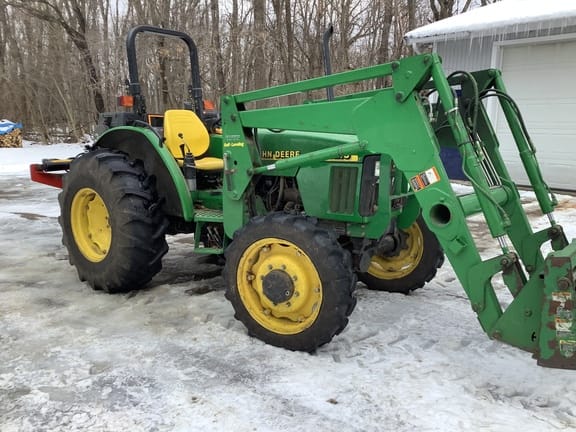 Main image John Deere 5210