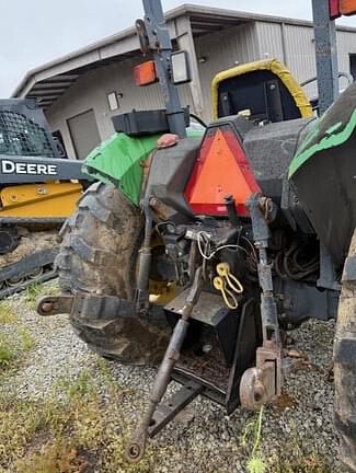 Image of John Deere 5210 equipment image 4