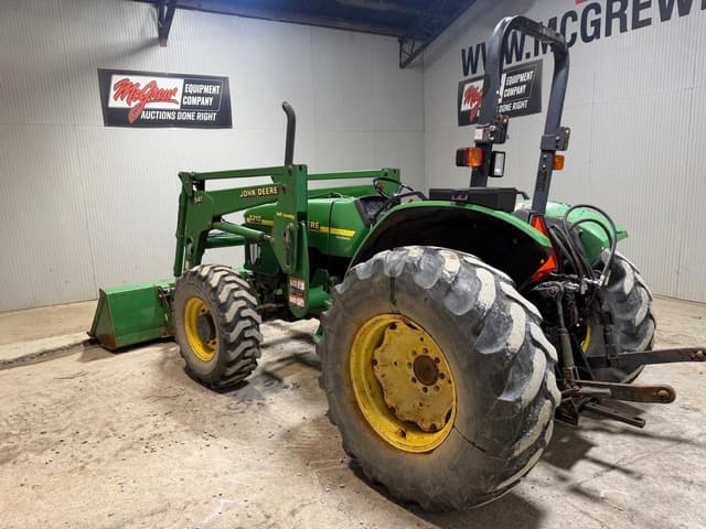 Image of John Deere 5210 equipment image 2