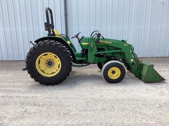 Image of John Deere 5310 equipment image 3