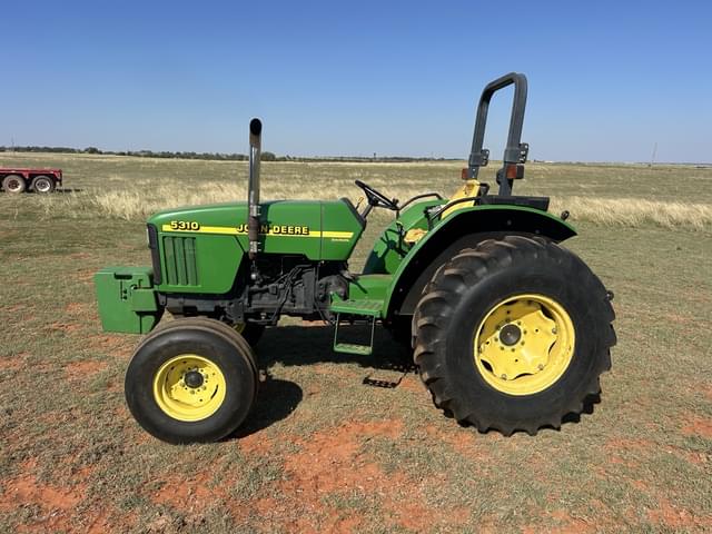 Image of John Deere 5310 equipment image 1