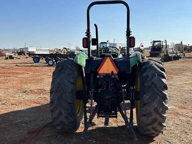 Image of John Deere 5410 equipment image 3