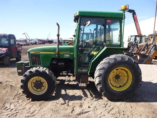 Image of John Deere 5510 equipment image 4