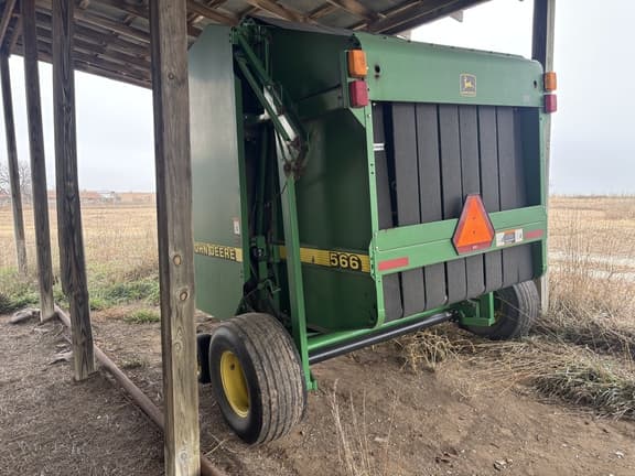 Image of John Deere 566 equipment image 4
