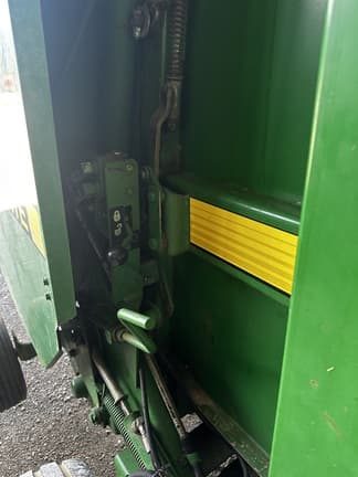 Image of John Deere 566 equipment image 3