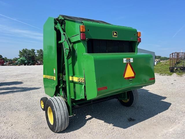 Image of John Deere 566 equipment image 3