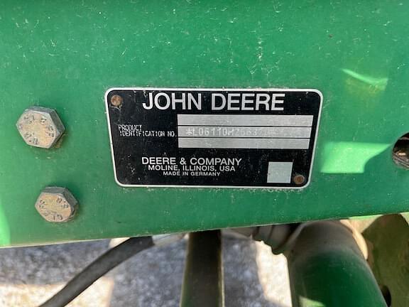 Image of John Deere 6110 equipment image 2