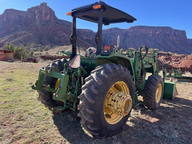 Image of John Deere 6310 equipment image 4