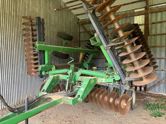 Main image John Deere 637