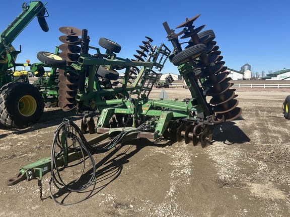 Main image John Deere 637