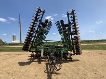 Main image John Deere 637