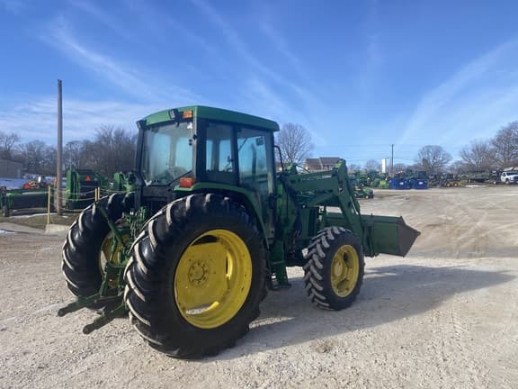 Image of John Deere 6410 equipment image 4